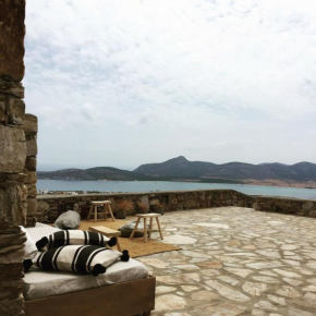 Amazing Antiparos Villa | 2 Bedrooms | Villa Alderaan | Breathtaking Sea Views | Agios Georgios